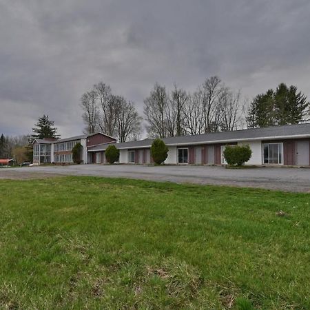 Maplehurst Motel Tunkhannock Ngoại thất bức ảnh