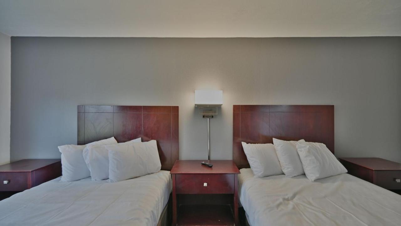 Maplehurst Motel Tunkhannock Ngoại thất bức ảnh